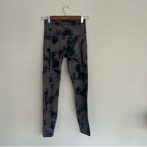 Athleta Reflective Rainer Tights size xs